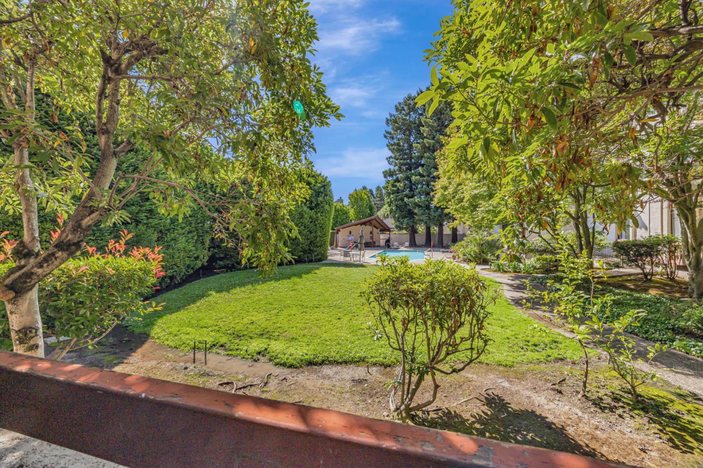 San Mateo, California, 94401, United States, 3 Bedrooms Bedrooms, ,2 BathroomsBathrooms,Residential,For Sale,1885391