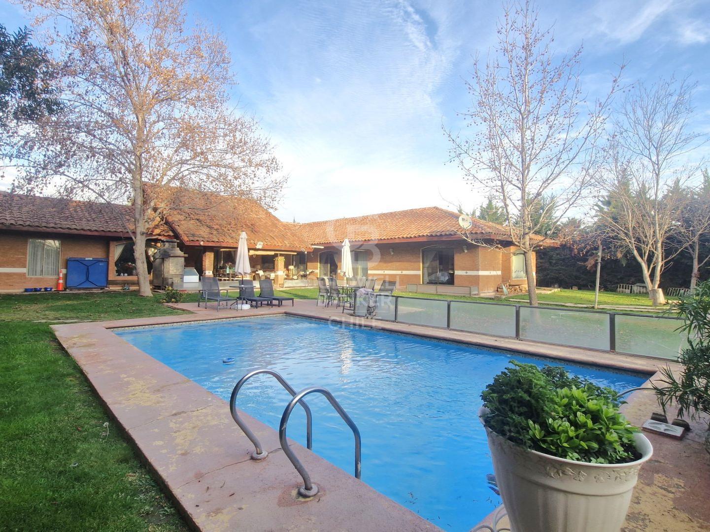 Colina, Chile, 4 Bedrooms Bedrooms, ,5 BathroomsBathrooms,Residential,For Sale,1867768