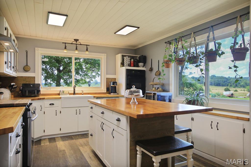 Lebanon, Missouri, 65536, United States, 3 Bedrooms Bedrooms, ,2 BathroomsBathrooms,Residential,For Sale,1982257