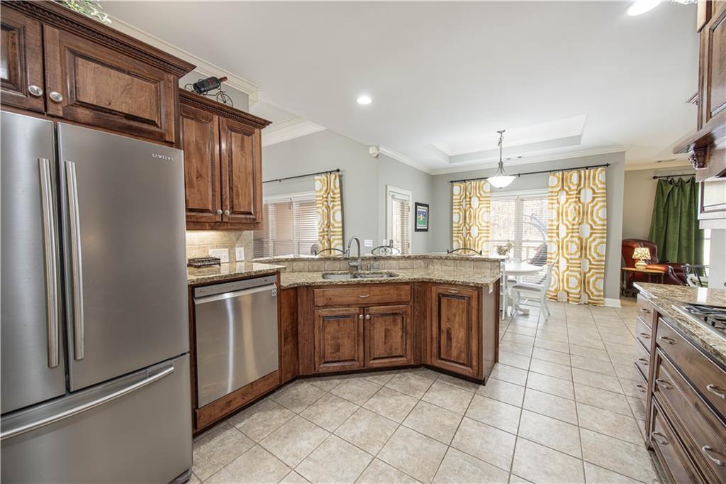 Smiths Station, Alabama, 36877, United States, 4 Bedrooms Bedrooms, ,3 BathroomsBathrooms,Residential,For Sale,1737449