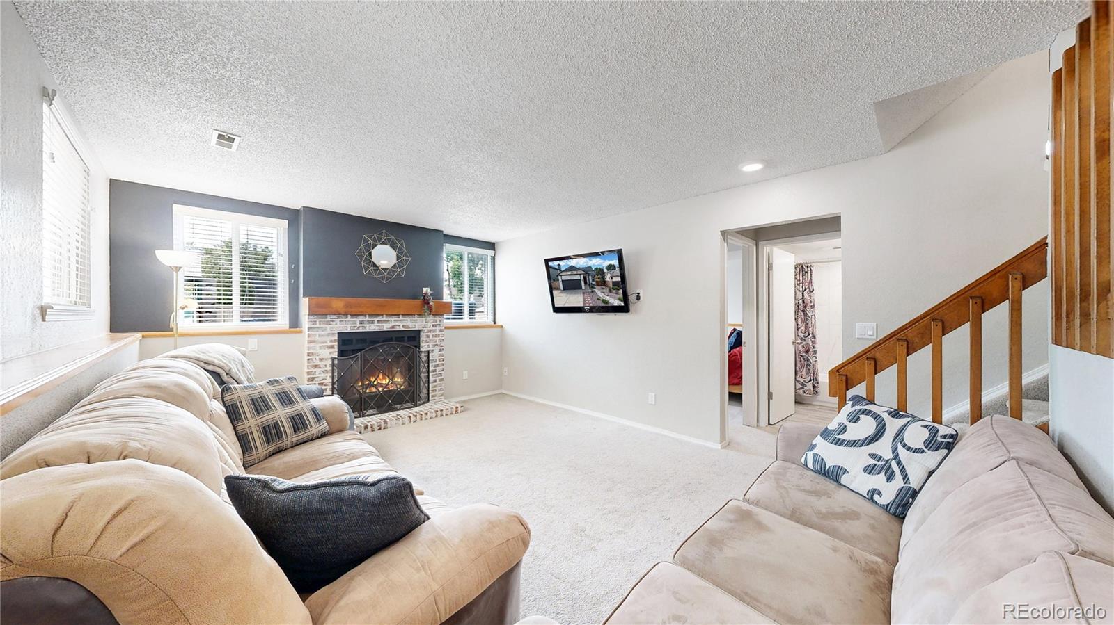 Aurora, Colorado, 80013, United States, 3 Bedrooms Bedrooms, ,1 BathroomBathrooms,Residential,For Sale,1925001