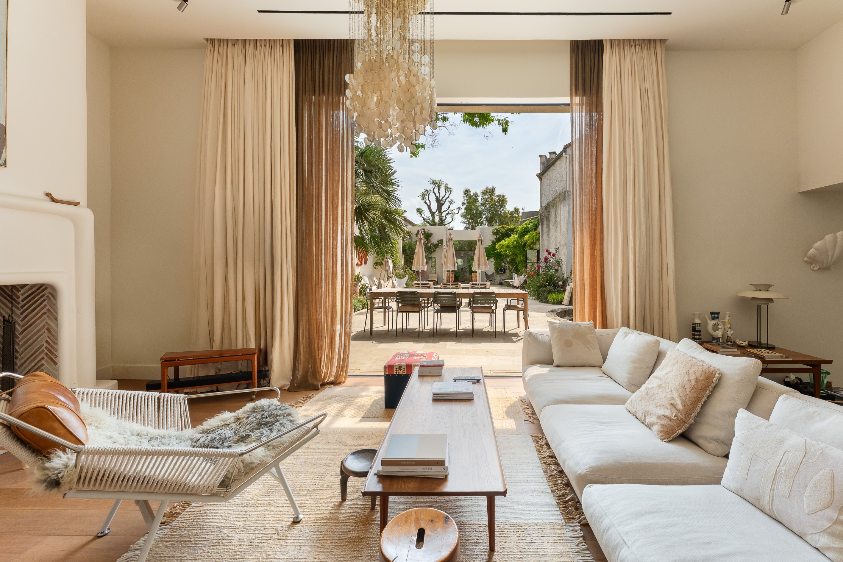  Discreet address – Elegance and serenity – 5 minutes from the beaches... - 物件實景