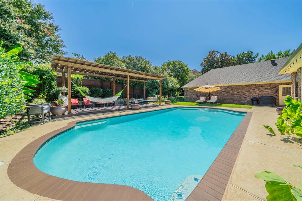 Arlington, Texas, 76013, United States, 4 Bedrooms Bedrooms, ,4 BathroomsBathrooms,Residential,For Sale,1978086