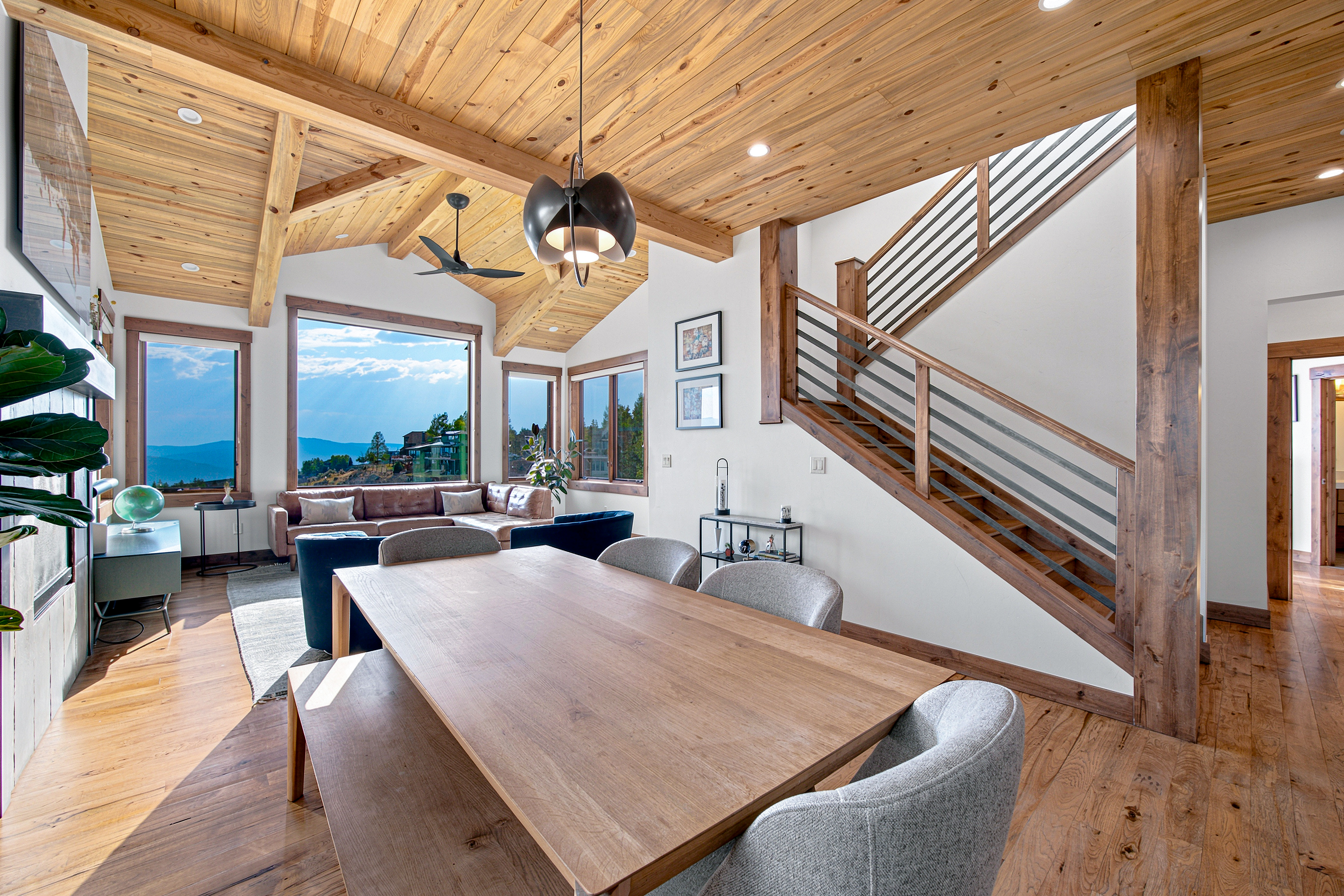  Enjoy Exceptional Southern and Western Mountain Views in Wildridge - 物件實景