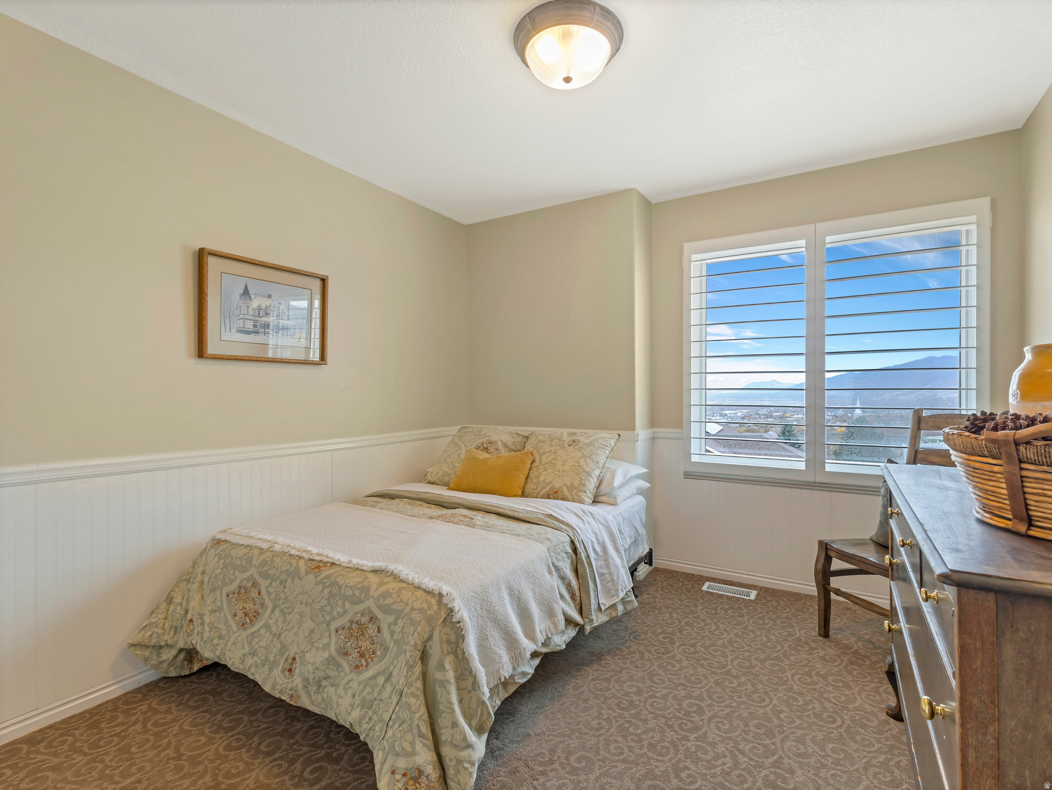 North Salt Lake, Utah, 84054, United States, 6 Bedrooms Bedrooms, ,4 BathroomsBathrooms,Residential,For Sale,1994445