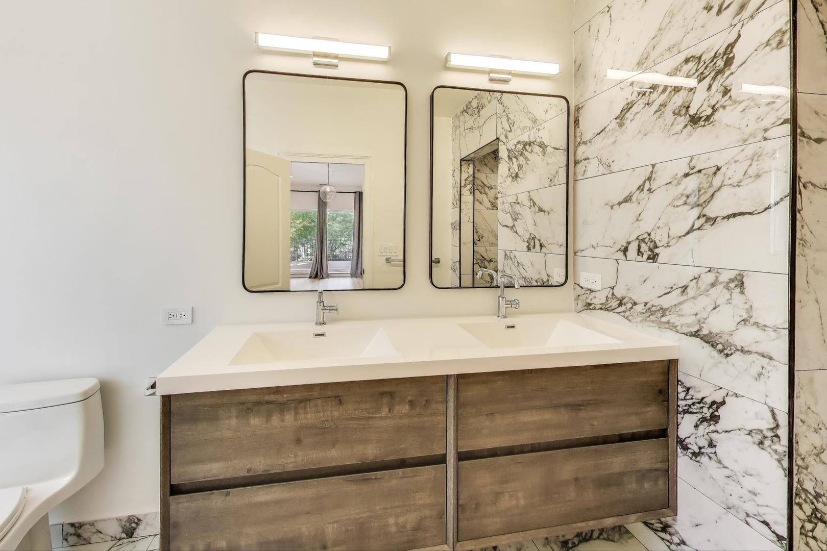 Chicago, Illinois, 60647, United States, 3 Bedrooms Bedrooms, ,2 BathroomsBathrooms,Residential,For Sale,1957515