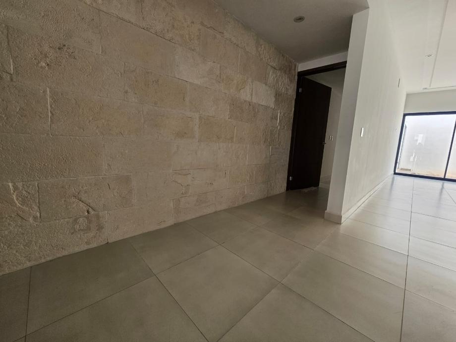 Torreón, Coahuila de Zaragoza, 27023, Mexico, 2 Bedrooms Bedrooms, ,2 BathroomsBathrooms,Residential,For Sale,2002059