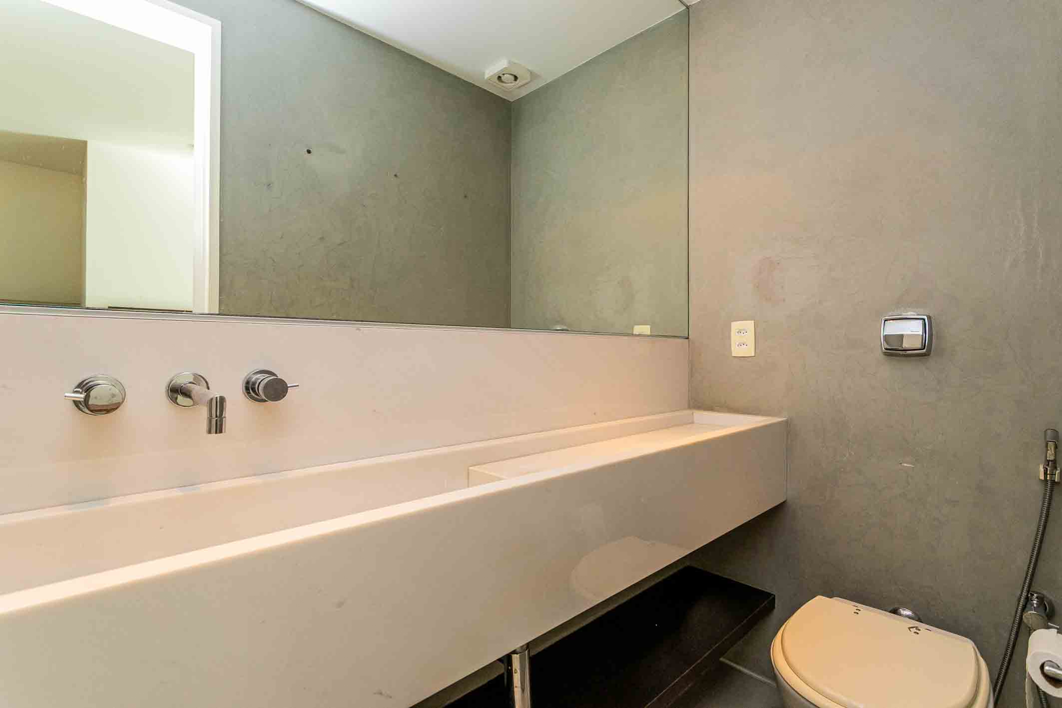  1,076 sq. ft apartment with panoramic Lagoa views and signed design - 物件實景