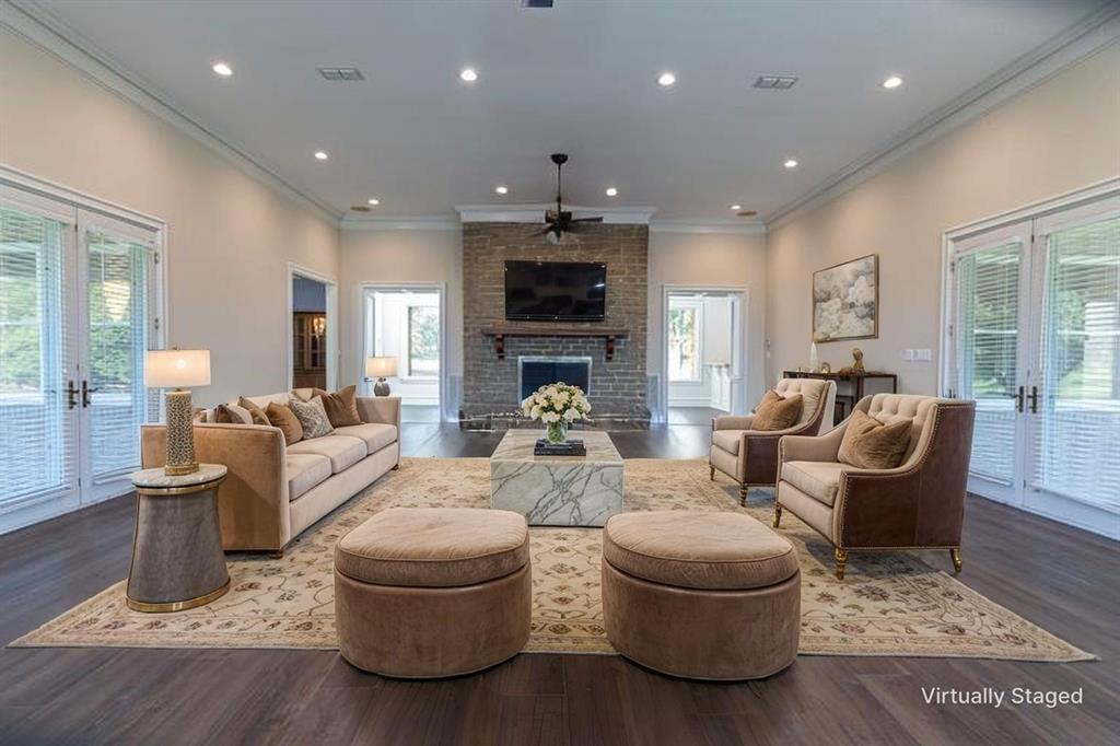 Texarkana, Texas, 75503, United States, 5 Bedrooms Bedrooms, ,8 BathroomsBathrooms,Residential,For Sale,1877374