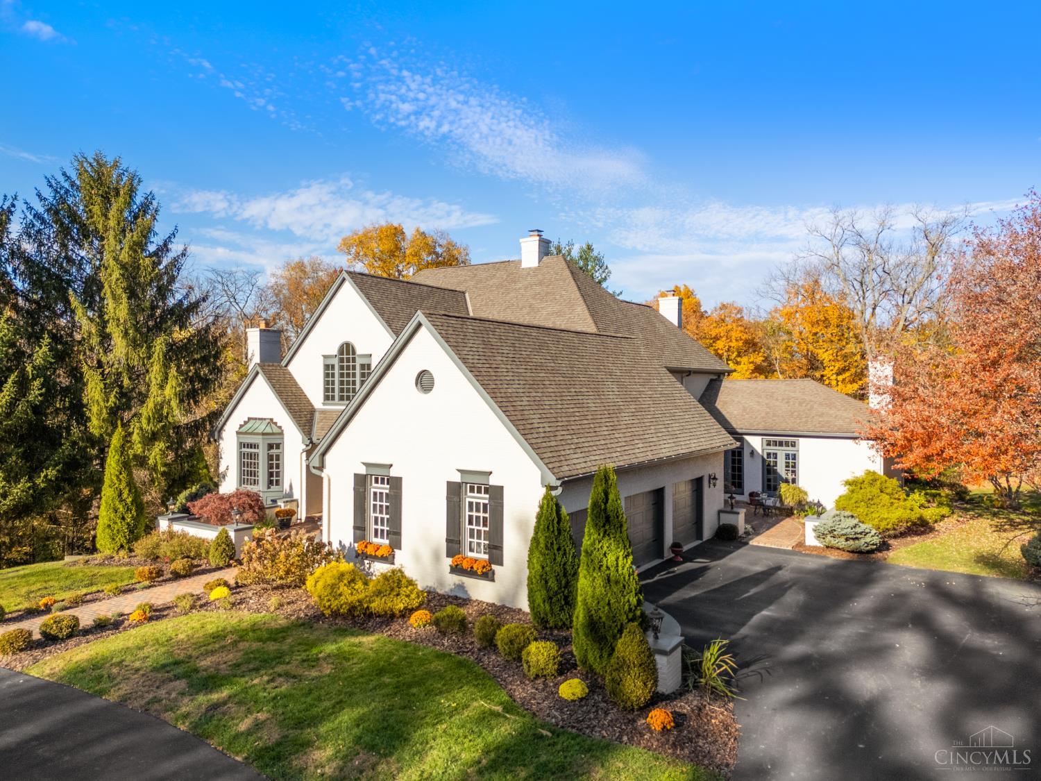Indian Hill, Ohio, 45243, United States, 6 Bedrooms Bedrooms, ,6 BathroomsBathrooms,Residential,For Sale,1988280