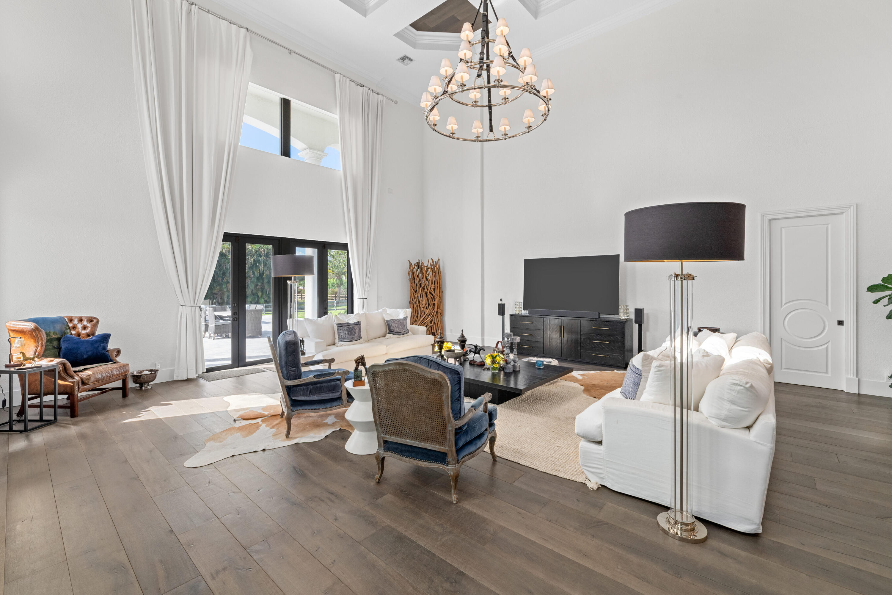  3585 Aiken Court - 物件實景