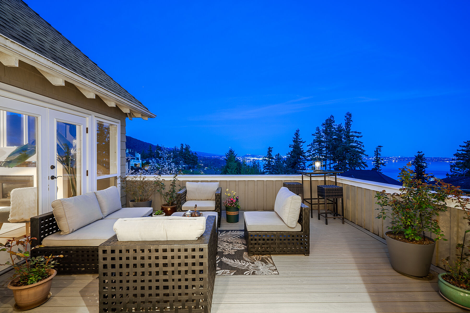  Stunning Executive Residence - 物件實景