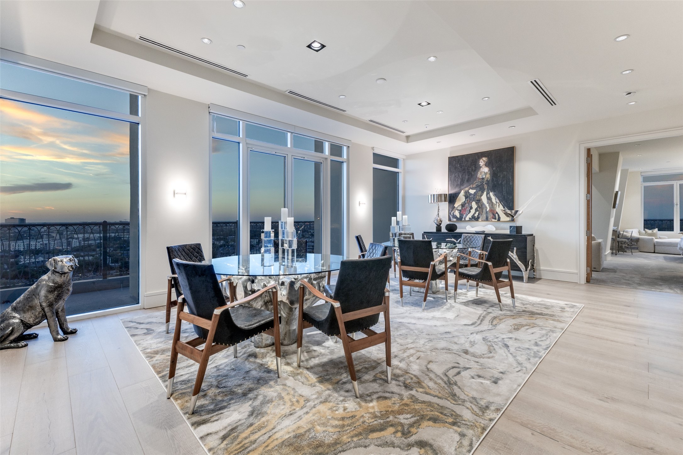 Dallas, Texas, 75219, United States, 3 Bedrooms Bedrooms, ,4 BathroomsBathrooms,Residential,For Sale,1993502