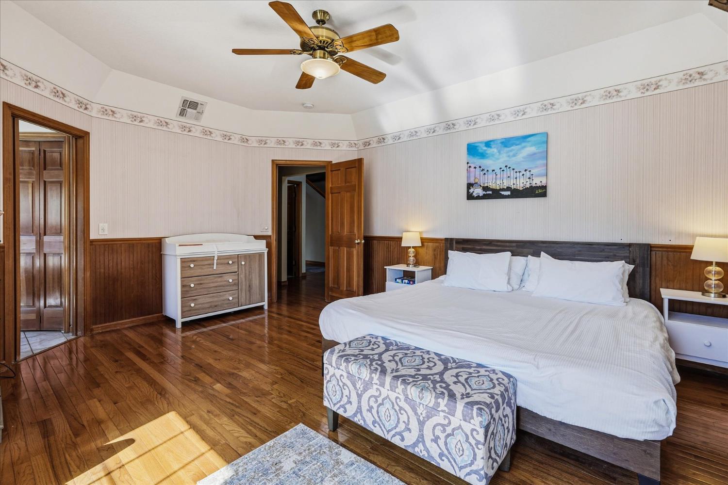 North Fork, California, 93643, United States, 7 Bedrooms Bedrooms, ,5 BathroomsBathrooms,Residential,For Sale,1983890