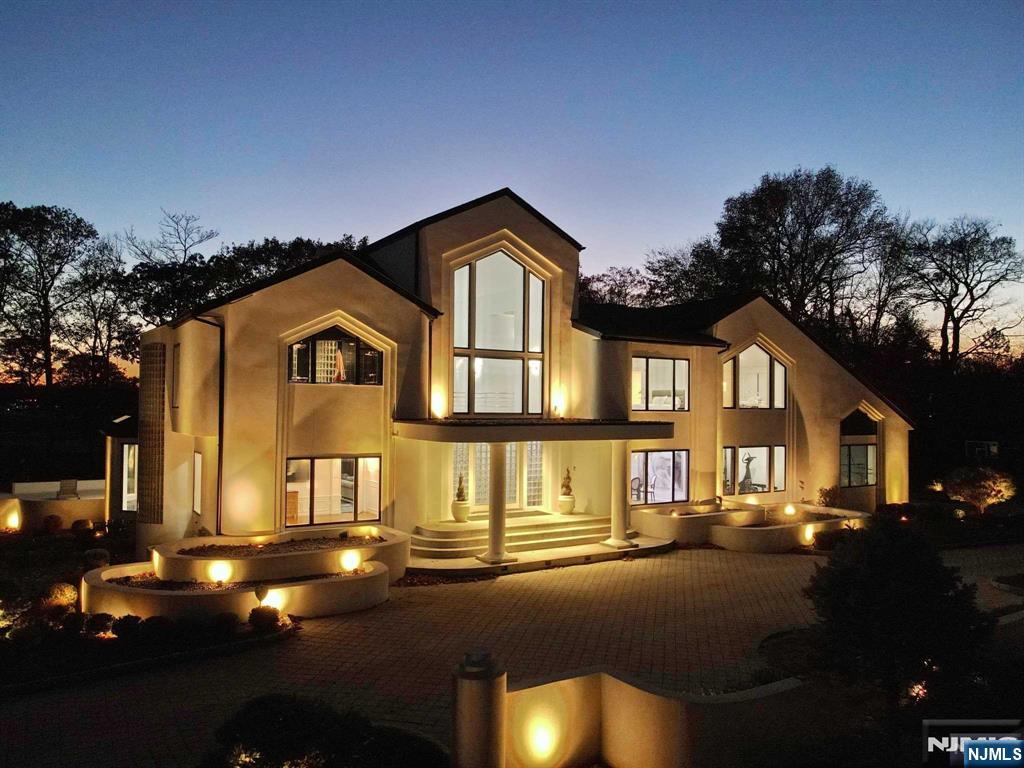 Alpine, New Jersey, 07620, United States, 6 Bedrooms Bedrooms, ,9 BathroomsBathrooms,Residential,For Sale,2000775