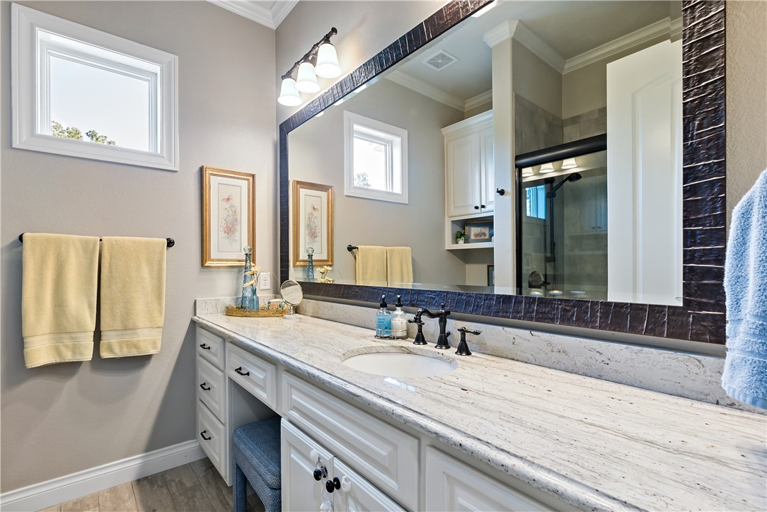 College Station, Texas, 77845, United States, 6 Bedrooms Bedrooms, ,7 BathroomsBathrooms,Residential,For Sale,1794903
