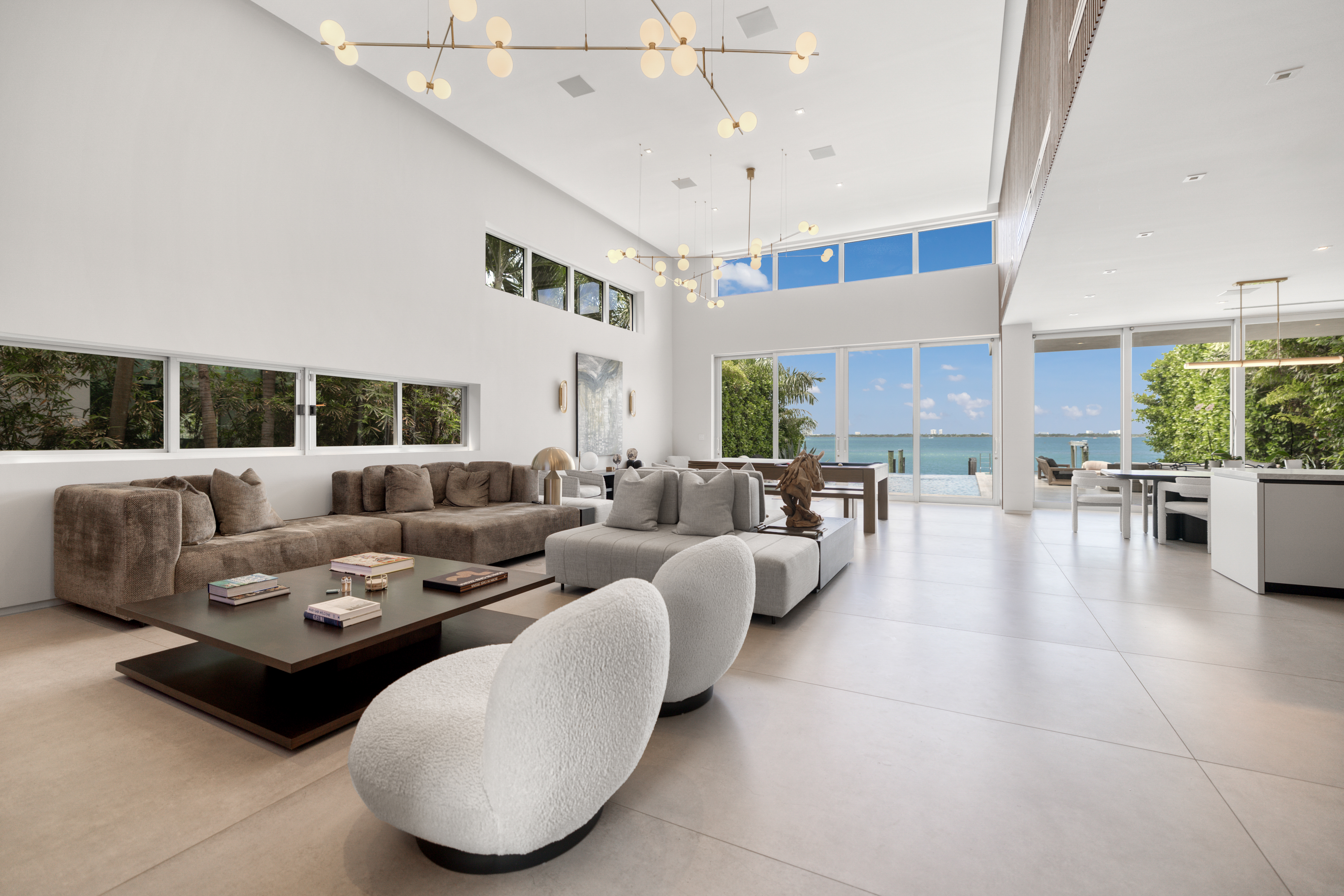  1379 N Venetian Way, Miami, FL, 33139 - 物件實景
