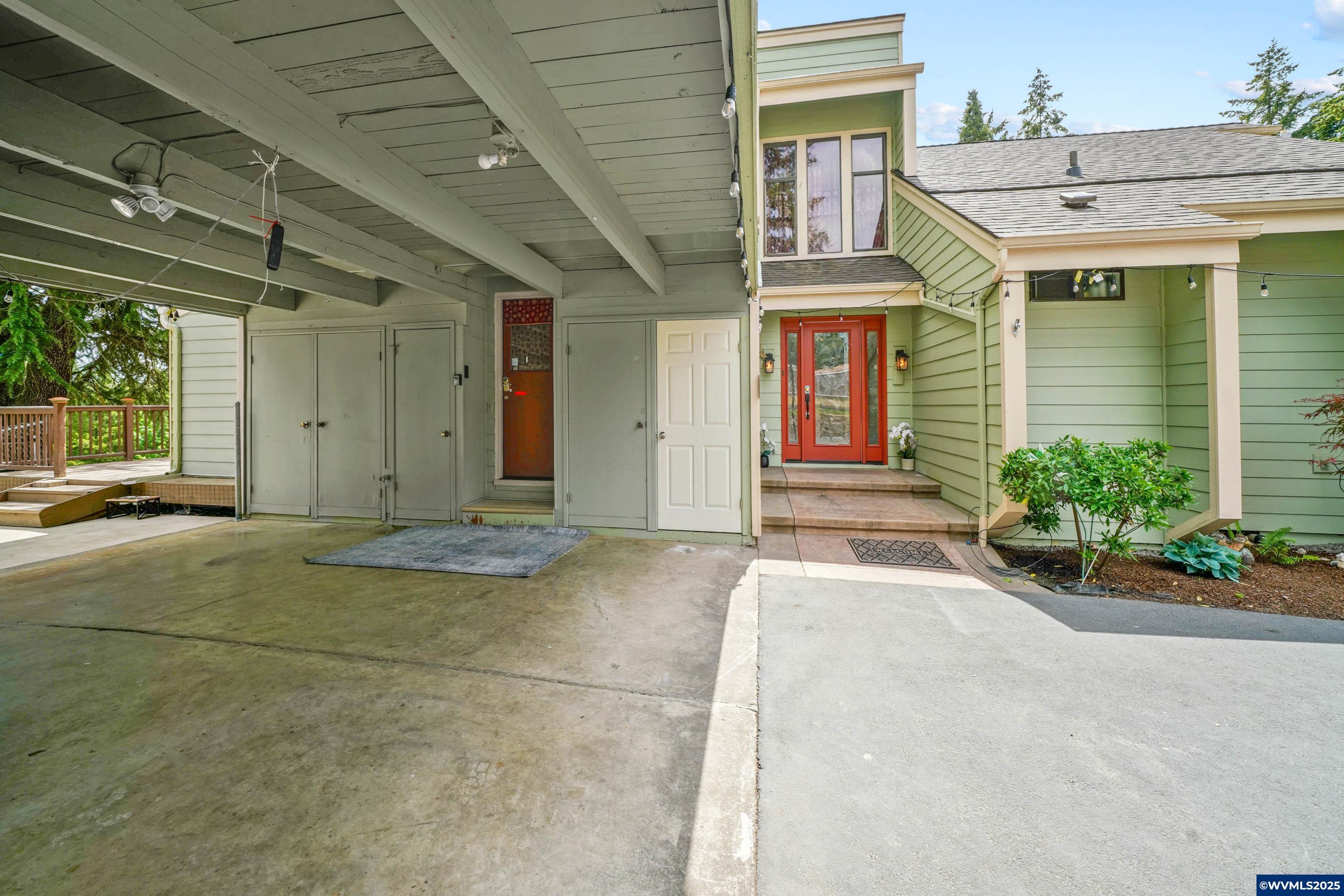 Salem, Oregon, 97304, United States, 4 Bedrooms Bedrooms, ,4 BathroomsBathrooms,Residential,For Sale,1805050