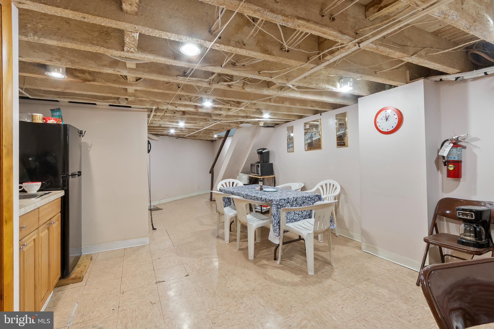 PHILADELPHIA, Pennsylvania, 19148, United States, 6 Bedrooms Bedrooms, ,Residential,For Sale,1990200