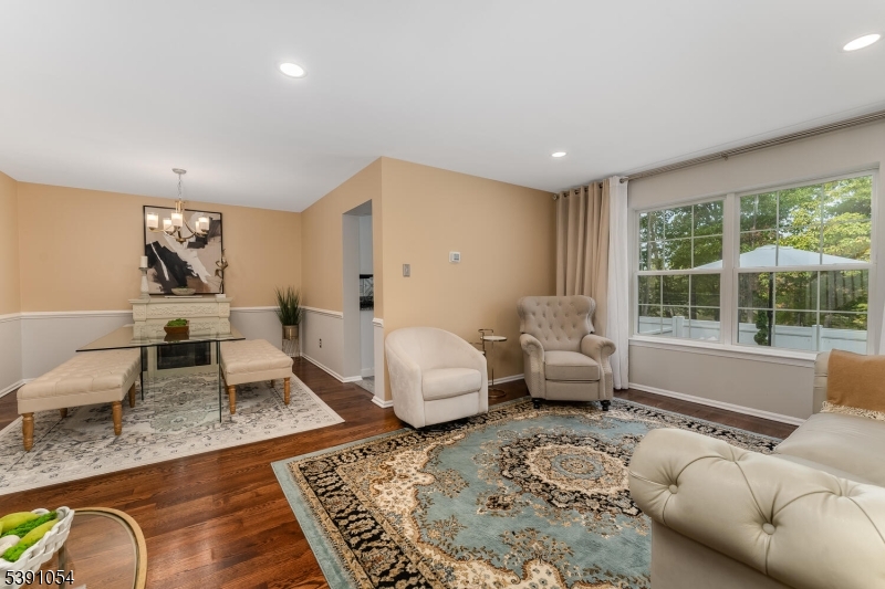 Readington Twp., New Jersey, 08889, United States, 3 Bedrooms Bedrooms, ,3 BathroomsBathrooms,Residential,For Sale,1989352