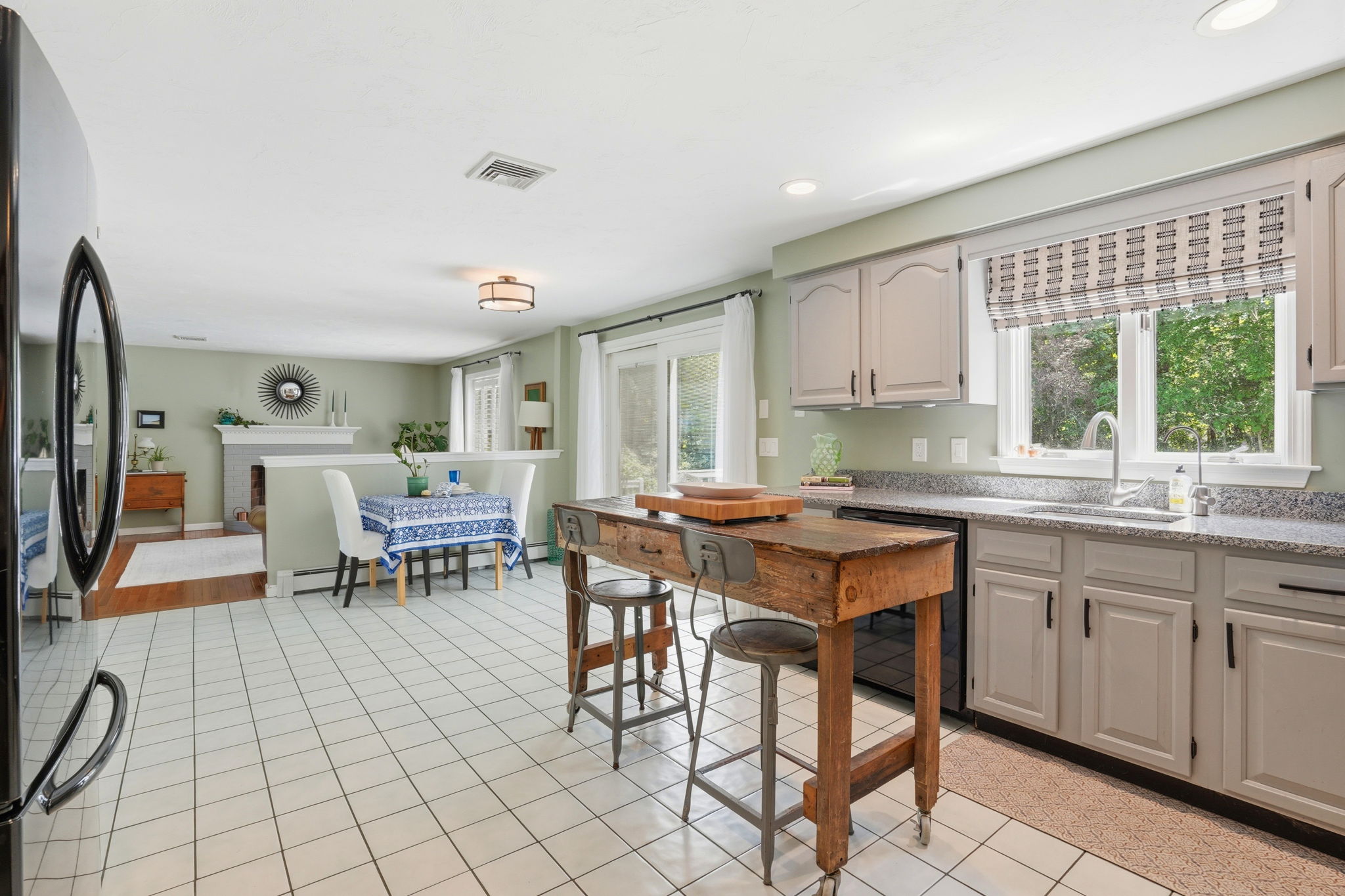  29 walter  faunce rd, kingston - 物件實景