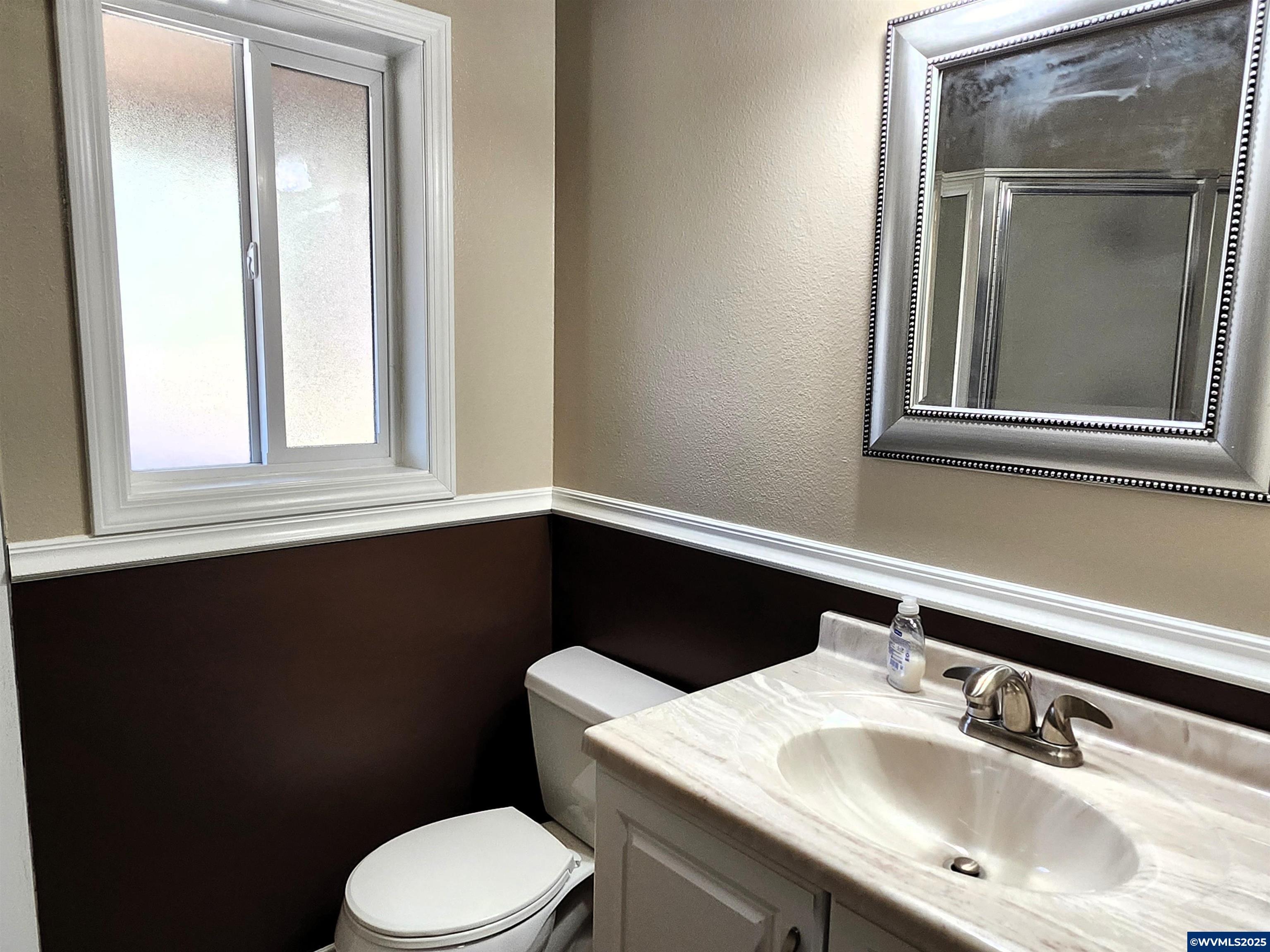 Salem, Oregon, 97304, United States, 4 Bedrooms Bedrooms, ,3 BathroomsBathrooms,Residential,For Sale,1906579