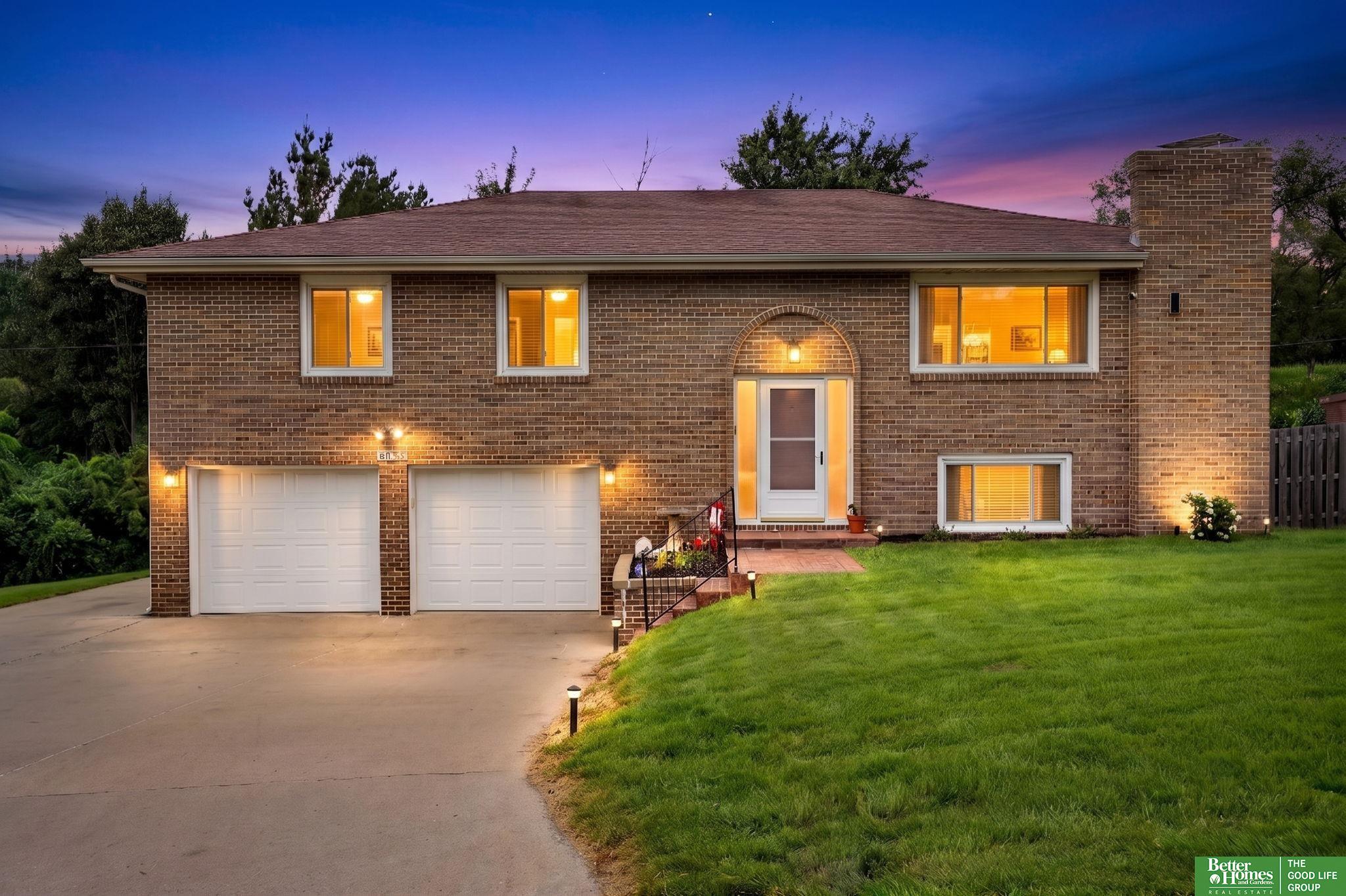 138th St, Omaha, NE 68164