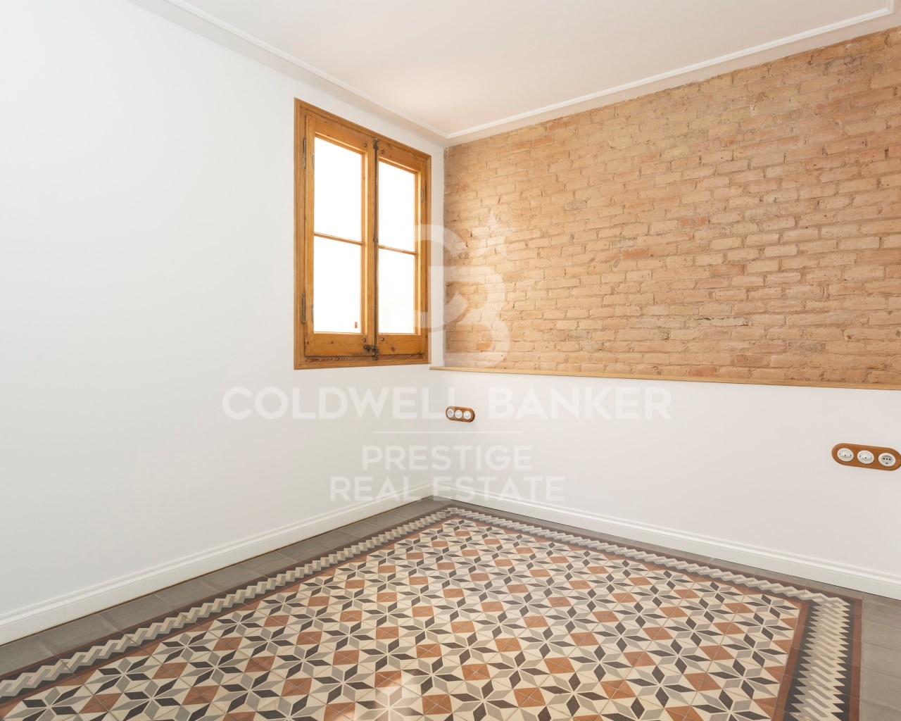 Barcelona, Catalonia, ES, 2 Bedrooms Bedrooms, ,3 BathroomsBathrooms,Residential,For Sale,1848756