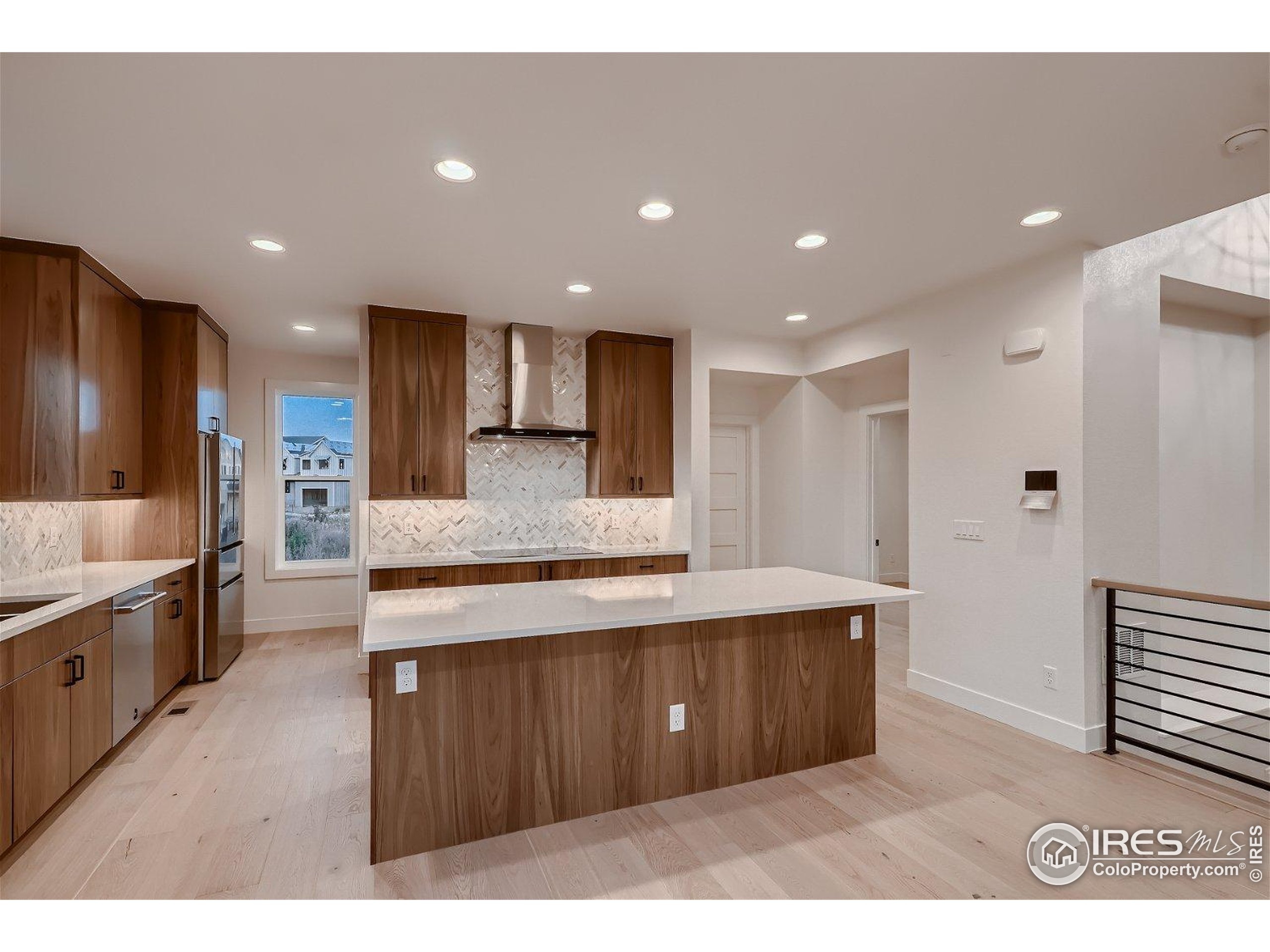 Louisville, Colorado, 80027, United States, 4 Bedrooms Bedrooms, ,3 BathroomsBathrooms,Residential,For Sale,1818293