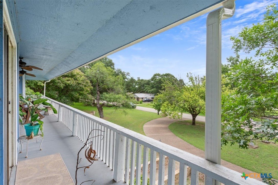 Salado, Texas, 76571, United States, 3 Bedrooms Bedrooms, ,3 BathroomsBathrooms,Residential,For Sale,1976351