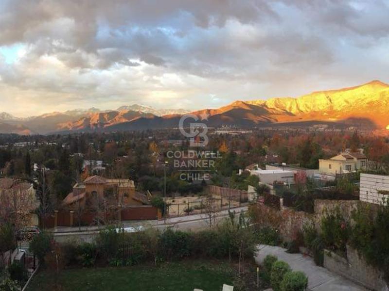 Las Condes, Chile, 5 Bedrooms Bedrooms, ,5 BathroomsBathrooms,Residential,For Sale,1744666