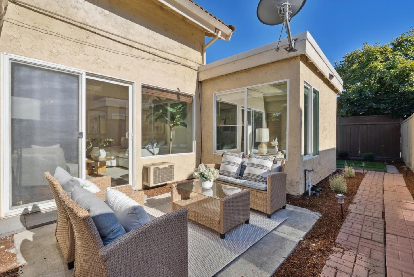 San Jose, California, 95136, United States, 3 Bedrooms Bedrooms, ,2 BathroomsBathrooms,Residential,For Sale,1917269