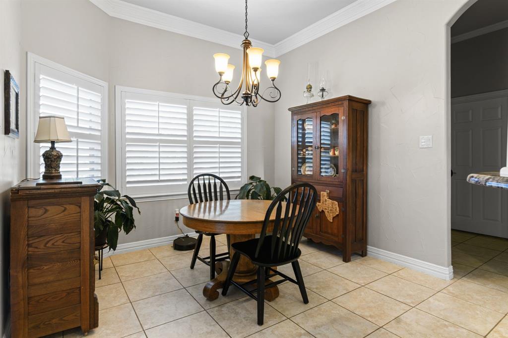 Lakeside, Texas, 76108, United States, 4 Bedrooms Bedrooms, ,3 BathroomsBathrooms,Residential,For Sale,1796738