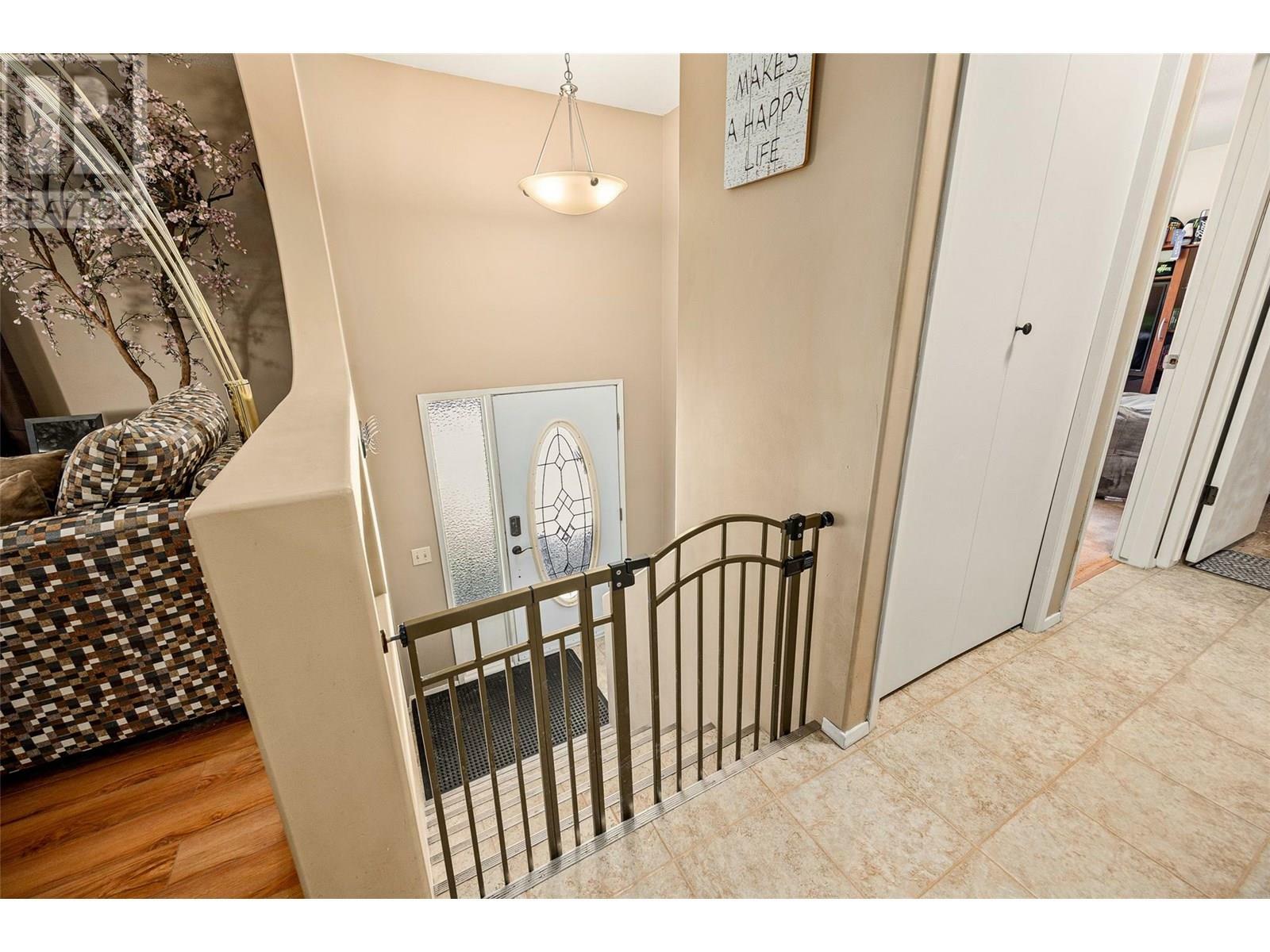 WEST KELOWNA, British Columbia, V4T 1B8, CA, 3 Bedrooms Bedrooms, ,2 BathroomsBathrooms,Residential,For Sale,1859691