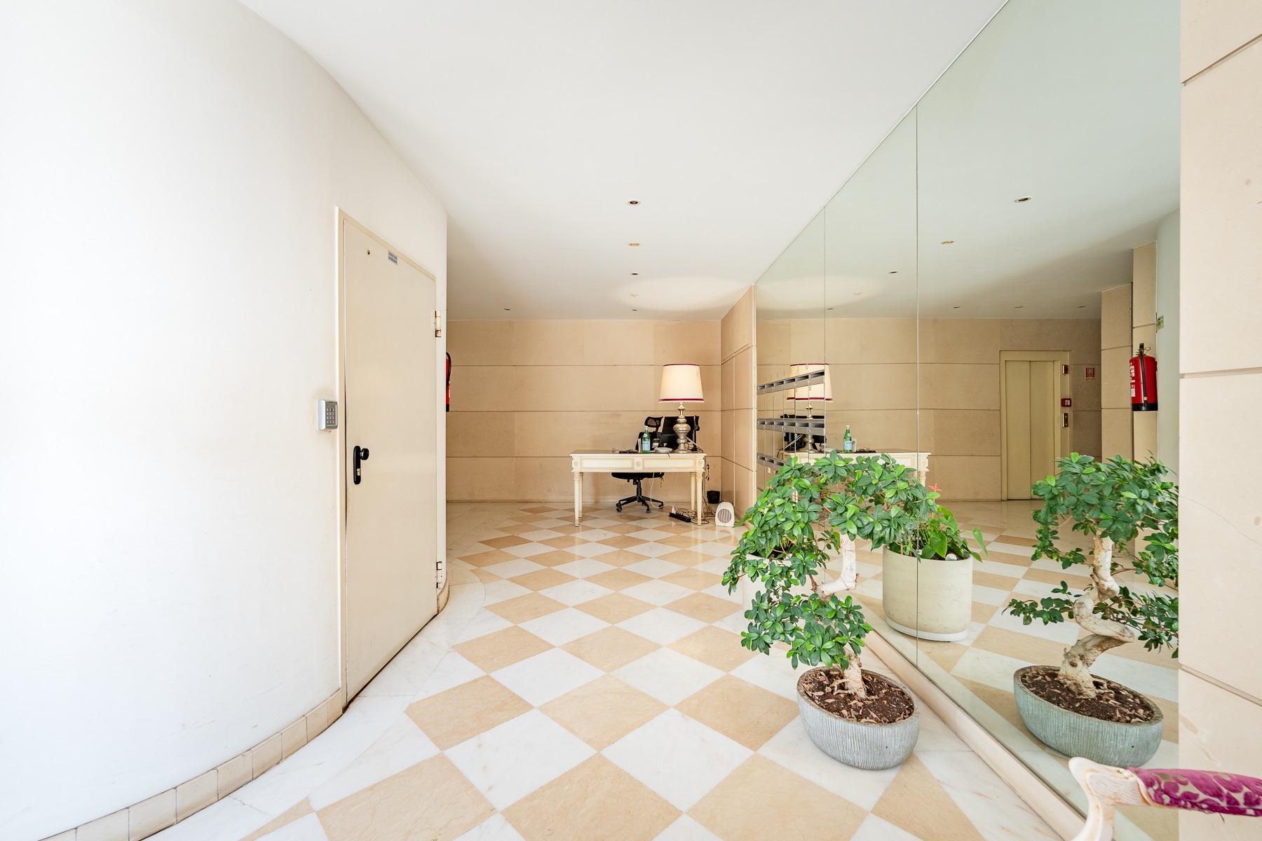  Flat, 3 bedrooms, for Sale - 物件實景