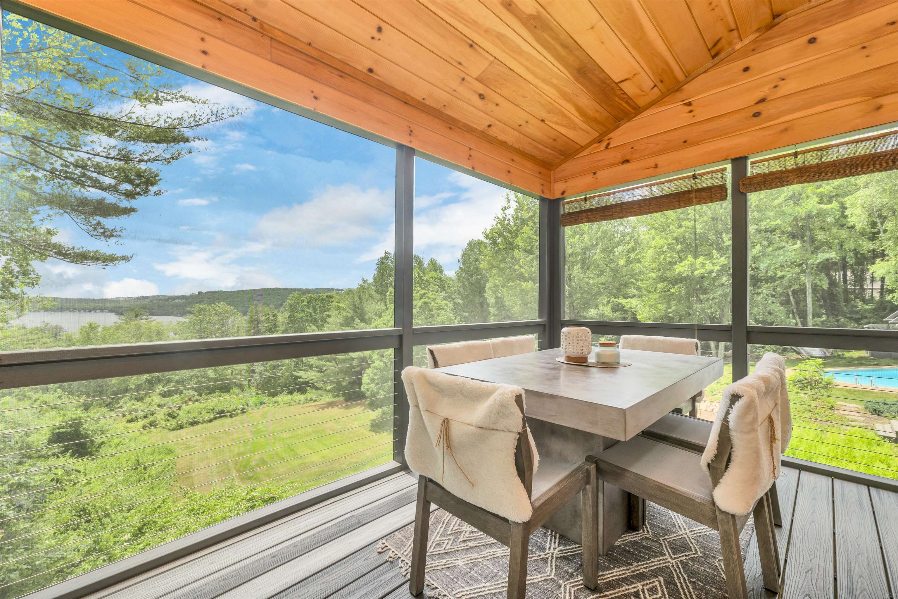 Meredith, New Hampshire, 03253, United States, 3 Bedrooms Bedrooms, ,2 BathroomsBathrooms,Residential,For Sale,1901230