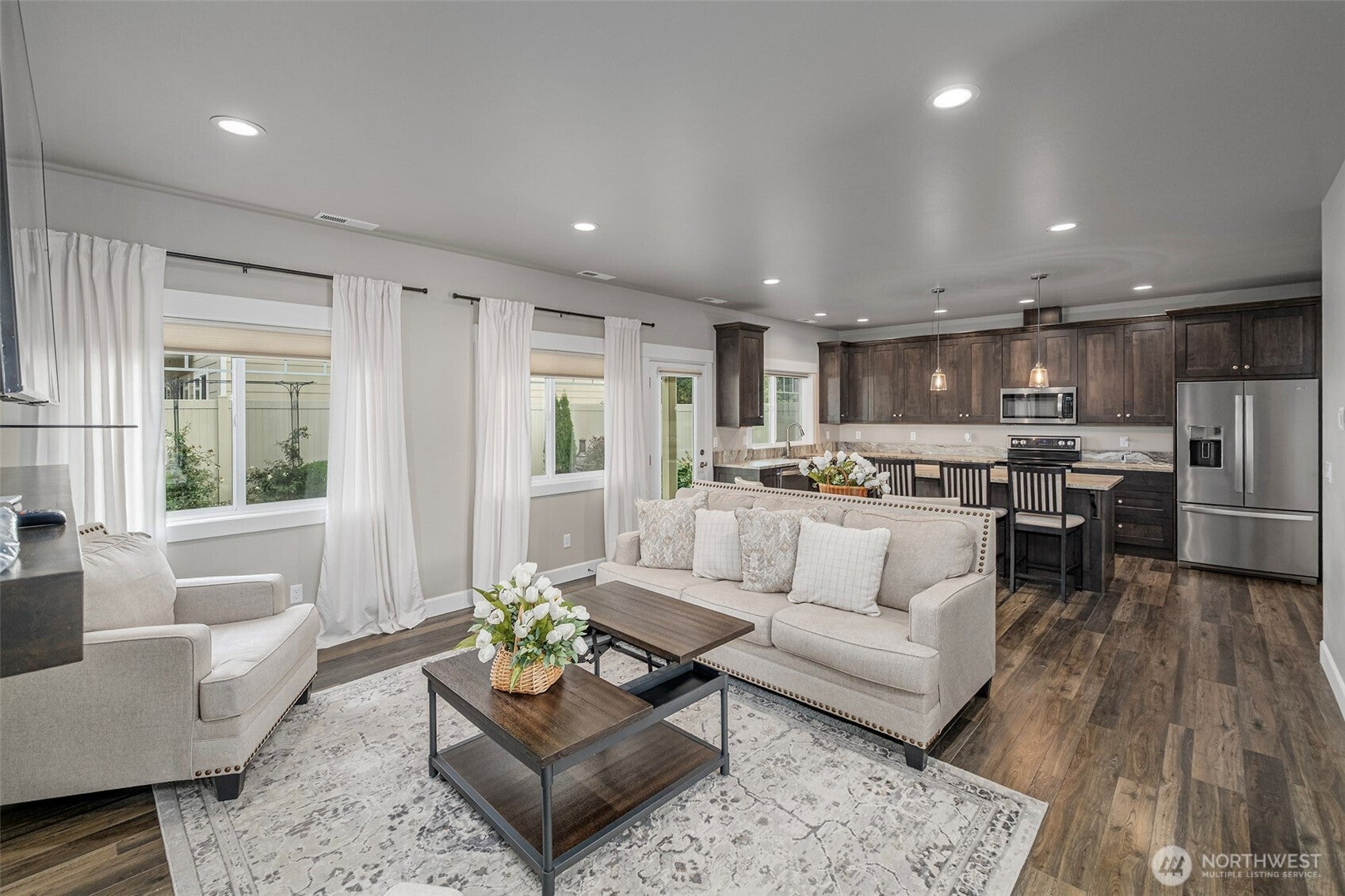 Wenatchee, Washington, 98801, United States, 3 Bedrooms Bedrooms, ,3 BathroomsBathrooms,Residential,For Sale,1998254