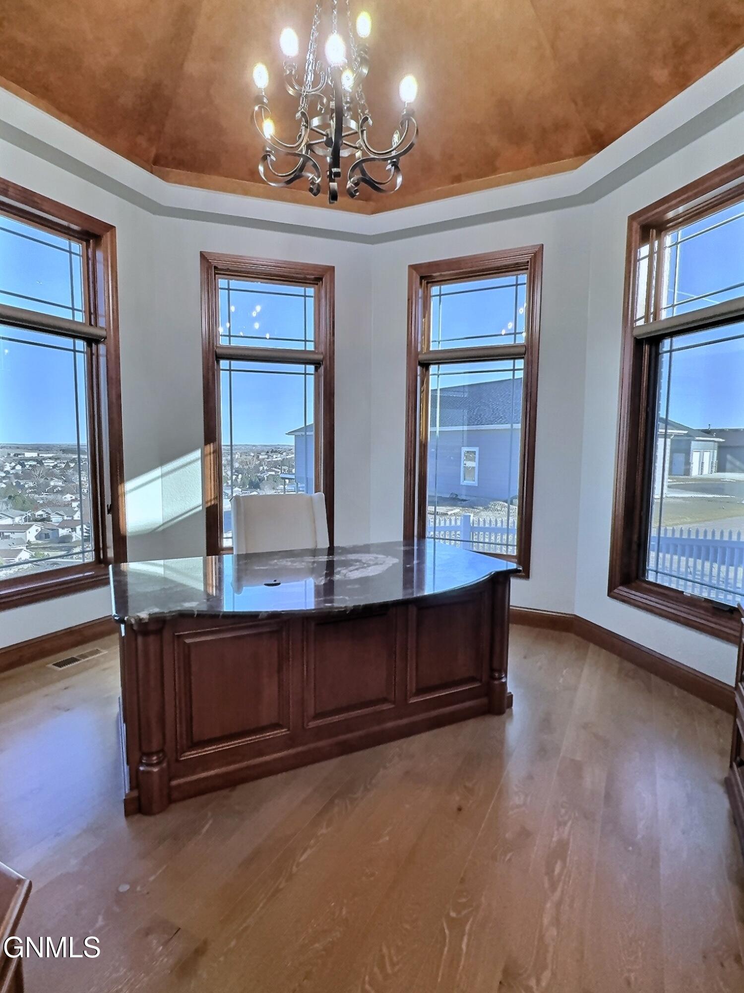 Bismarck, North Dakota, 58501, United States, 4 Bedrooms Bedrooms, ,4 BathroomsBathrooms,Residential,For Sale,2038873