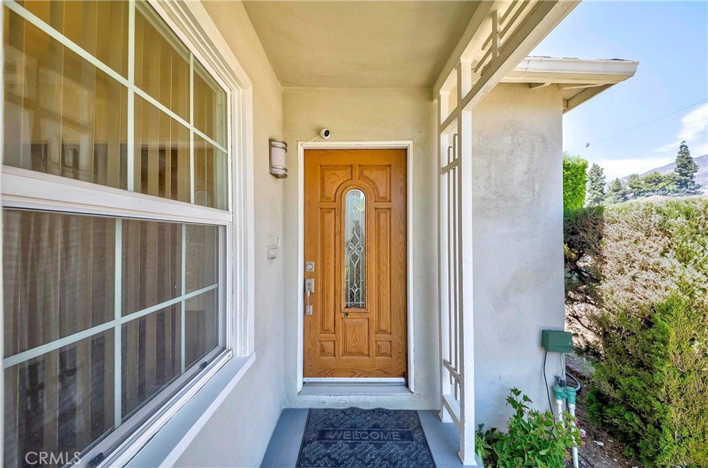 La Crescenta, California, 91214, United States, 3 Bedrooms Bedrooms, ,2 BathroomsBathrooms,Residential,For Sale,1926243