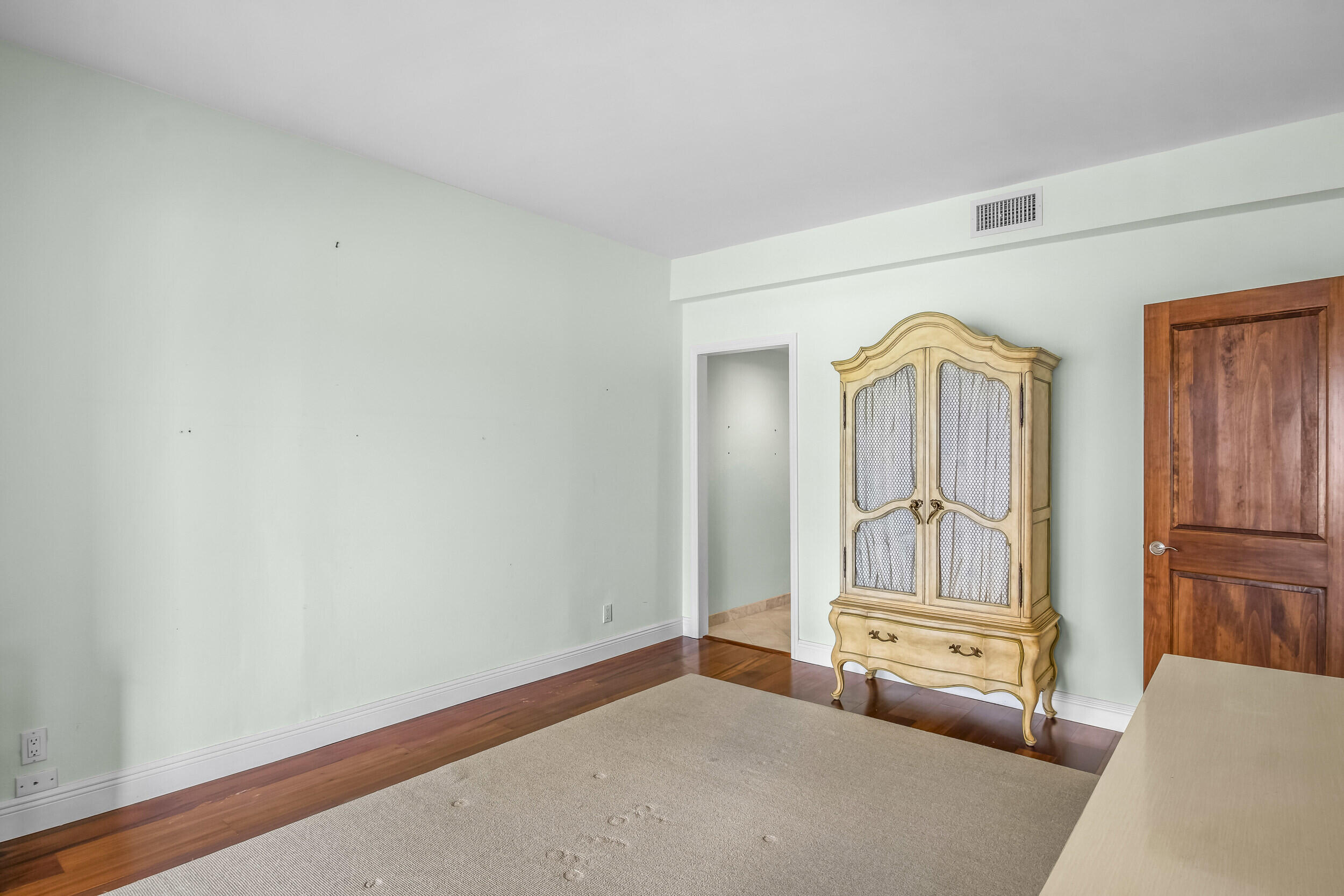 Delray Beach, Florida, 33445, United States, 2 Bedrooms Bedrooms, ,2 BathroomsBathrooms,Residential,For Sale,1934680