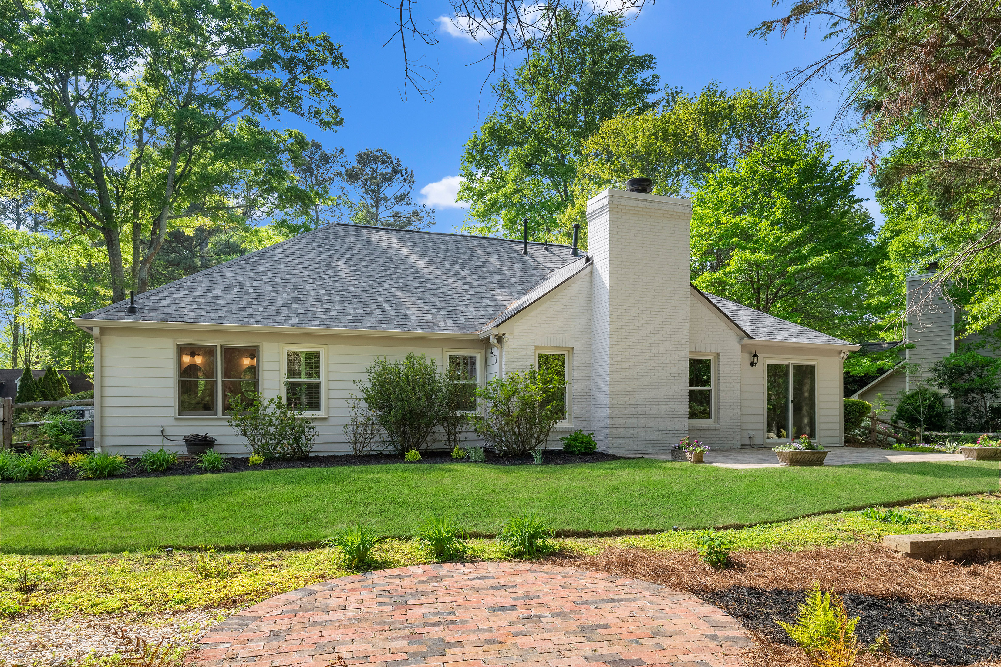  Charming Updated Ranch in Mannings Ridge—Near Downtown Alpharetta - 物件實景