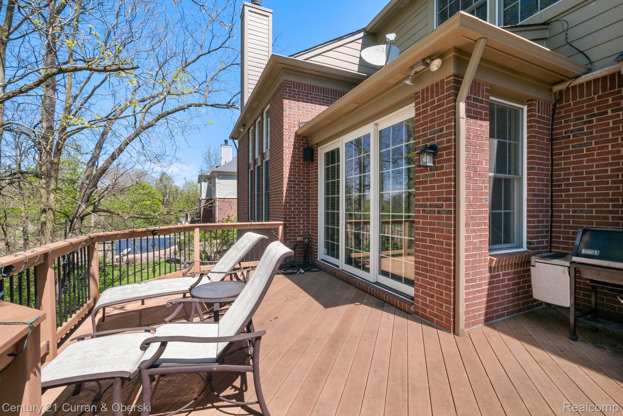 Northville, Michigan, 48168, United States, 5 Bedrooms Bedrooms, ,6 BathroomsBathrooms,Residential,For Sale,2048857