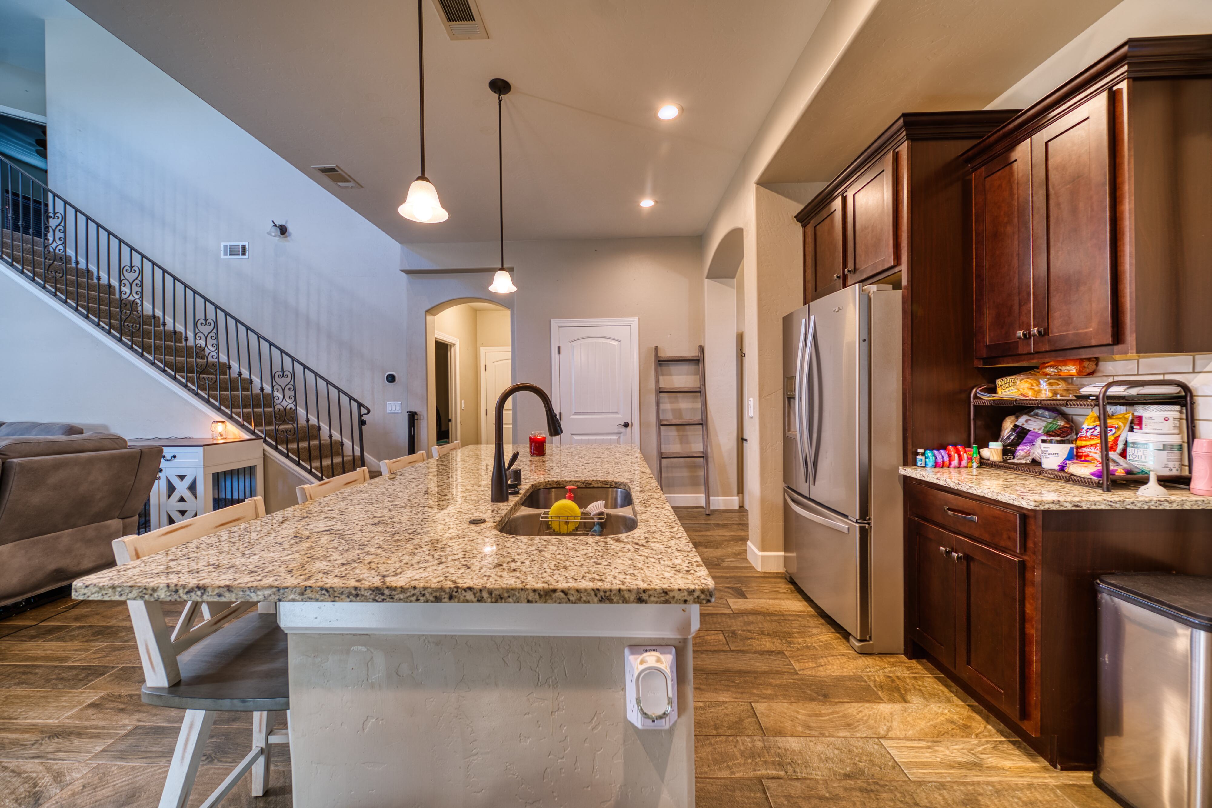 Carlsbad, New Mexico, 88220, United States, 4 Bedrooms Bedrooms, ,3 BathroomsBathrooms,Residential,For Sale,1975049