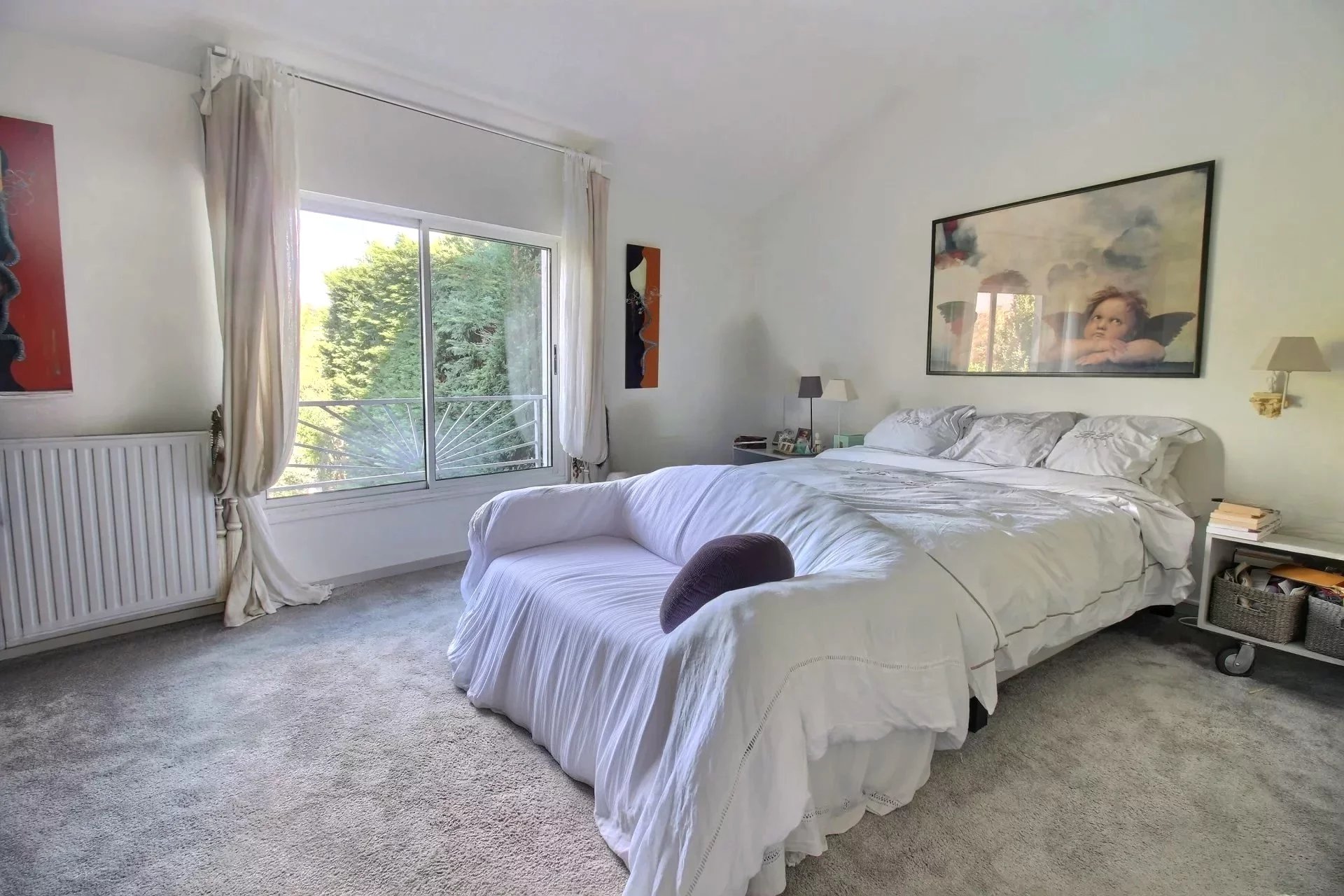 Bordeaux, New Aquitaine, 33000, FR, 5 Bedrooms Bedrooms, ,2 BathroomsBathrooms,Residential,For Sale,1668879