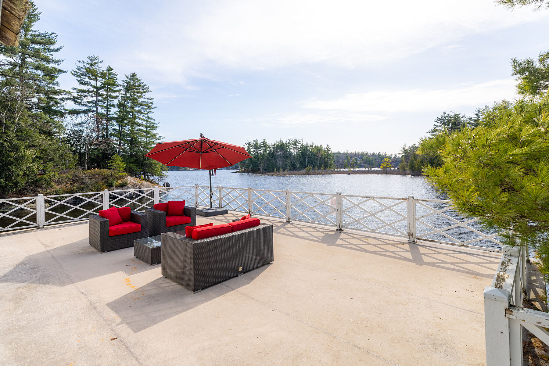  Opportunity on Lake Muskoka - 物件實景