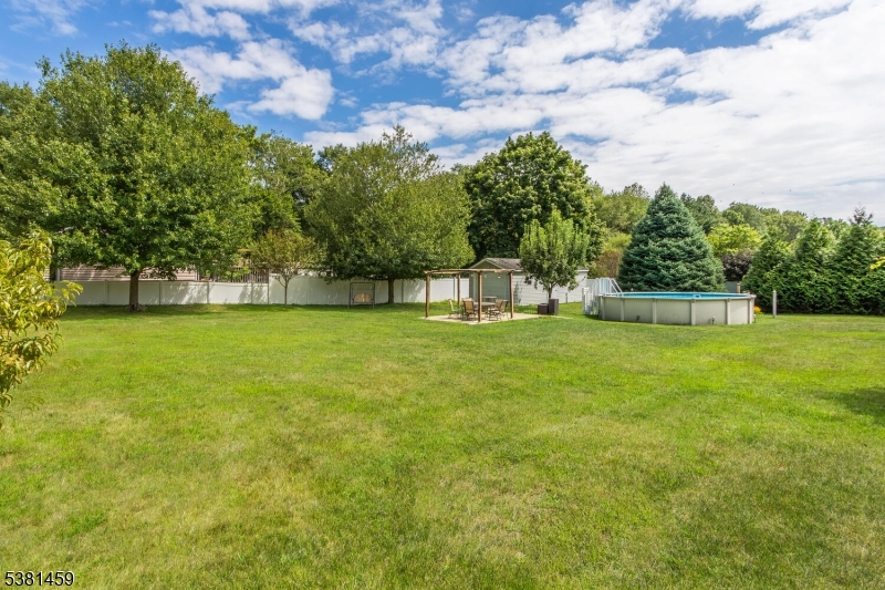 Roxbury Twp., New Jersey, 07876, United States, 4 Bedrooms Bedrooms, ,3 BathroomsBathrooms,Residential,For Sale,1934479