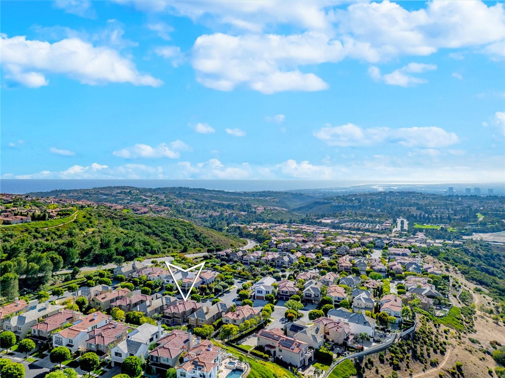 Newport Coast, California, 92657, United States, 4 Bedrooms Bedrooms, ,3 BathroomsBathrooms,Residential,For Sale,2001808