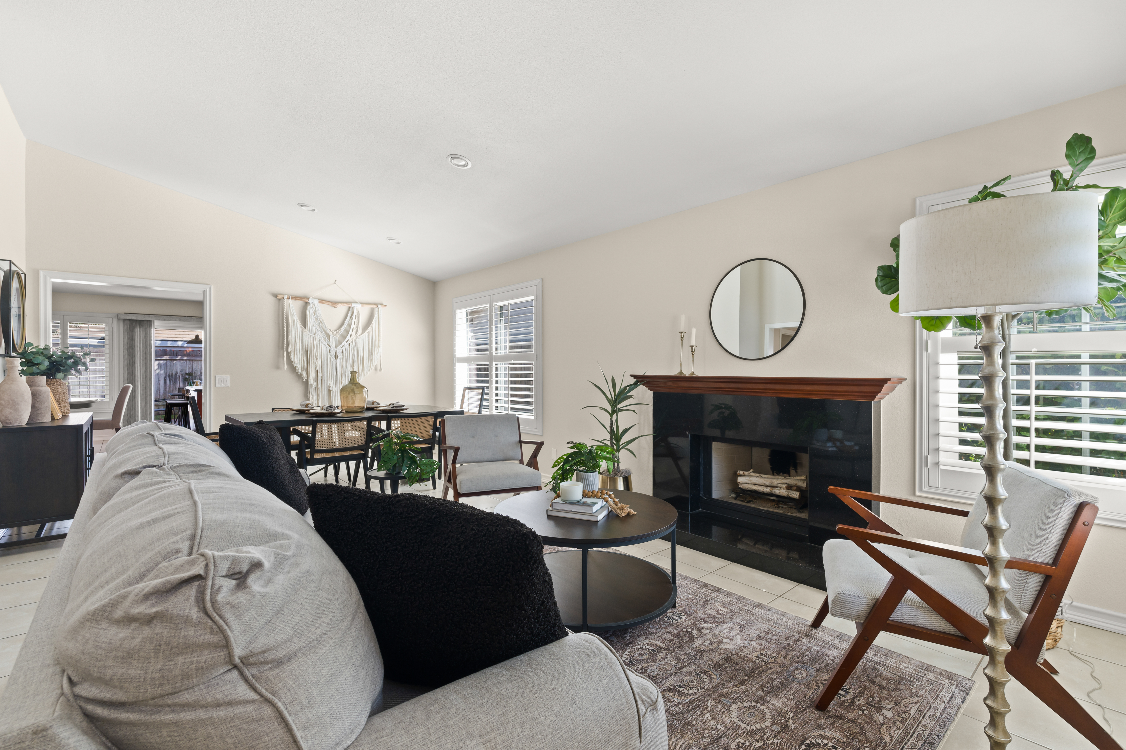  220 Camino El Rincon, Camarillo, CA 93012 - 物件實景