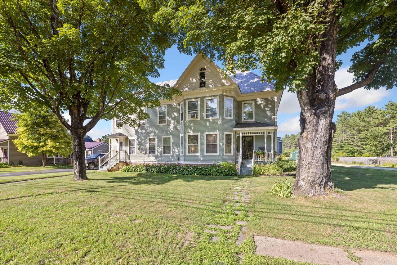 Standish, Maine, 04091, United States, 6 Bedrooms Bedrooms, ,3 BathroomsBathrooms,Residential,For Sale,1925370