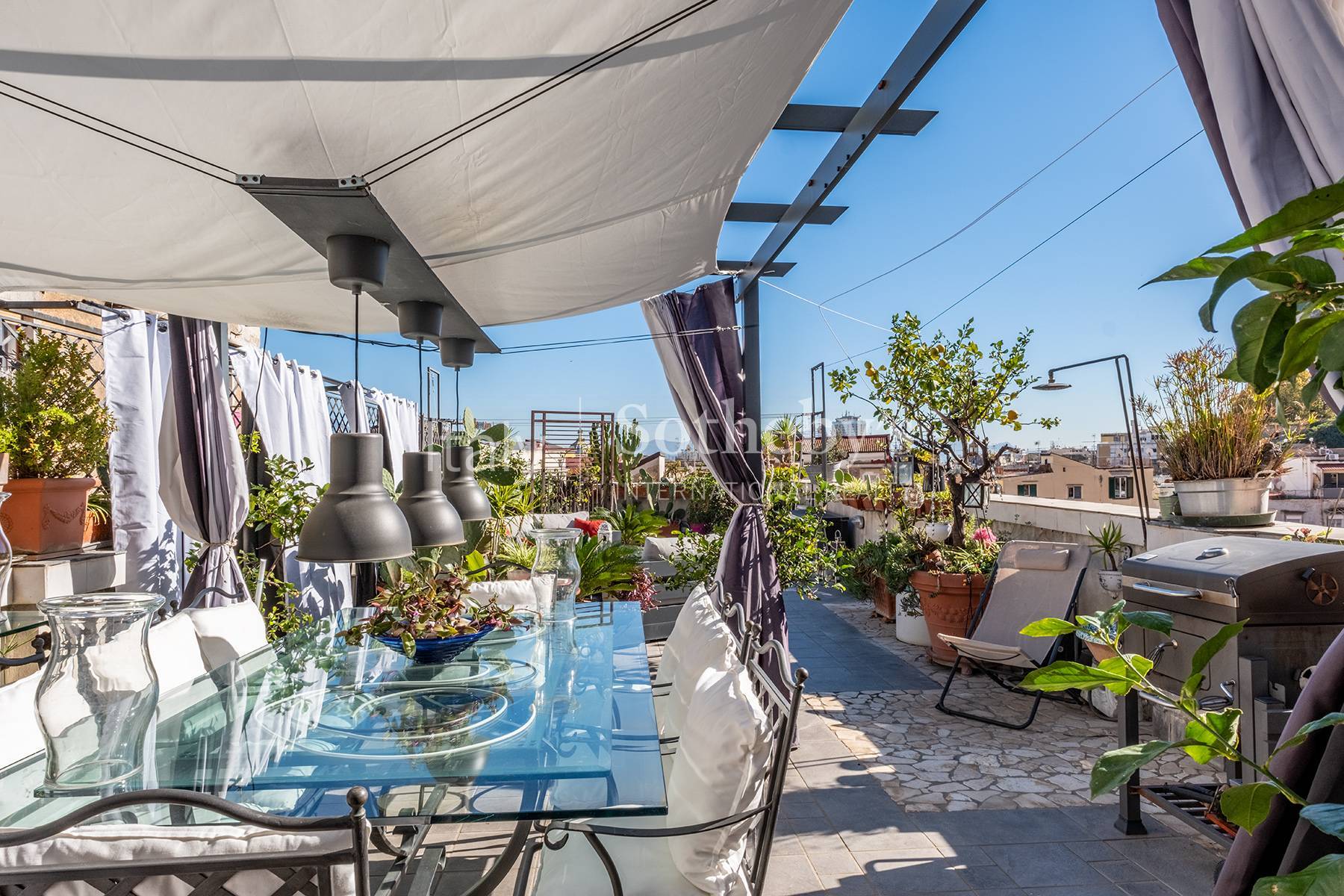  Iconic multi-level penthouse in Naples - 物件實景